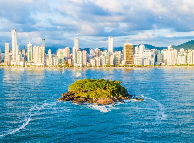 Tour Balneário Camboriú (Privativo até 3 passageiros) saindo dos hotéis de Blumenau
