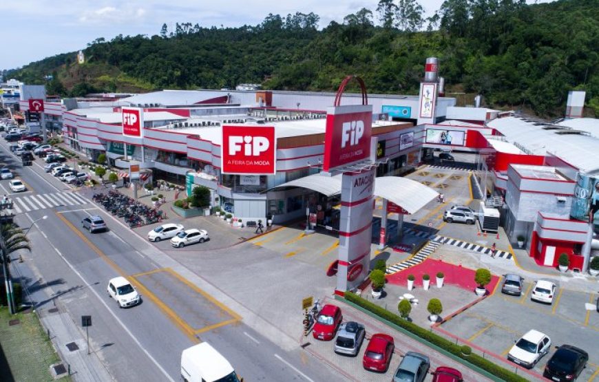 BRUSQUE, Tour de compras saindo dos hotéis de Balneário Camboriú