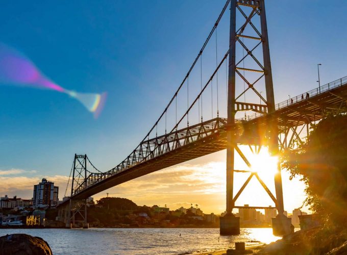 9ª Parada da Diversidade Balneário Camboriú: Florianópolis Histórico e Praia – Saindo dos hotéis de Balneário Camboriú